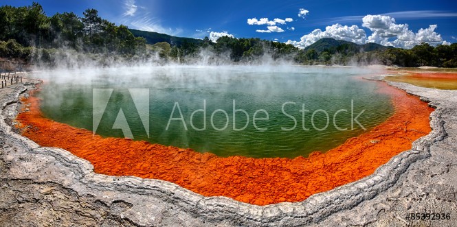 Picture of Thermal lake Champagne Pool at Waiotapu - New Zealand